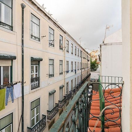 Attic Apartment With Balcony In Bairro Alto Lisboa Exterior foto