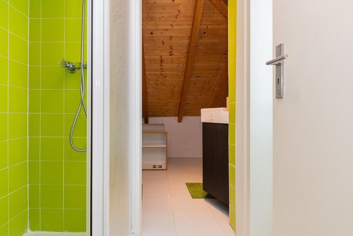 Attic Apartment With Balcony In Bairro Alto Lisboa Exterior foto